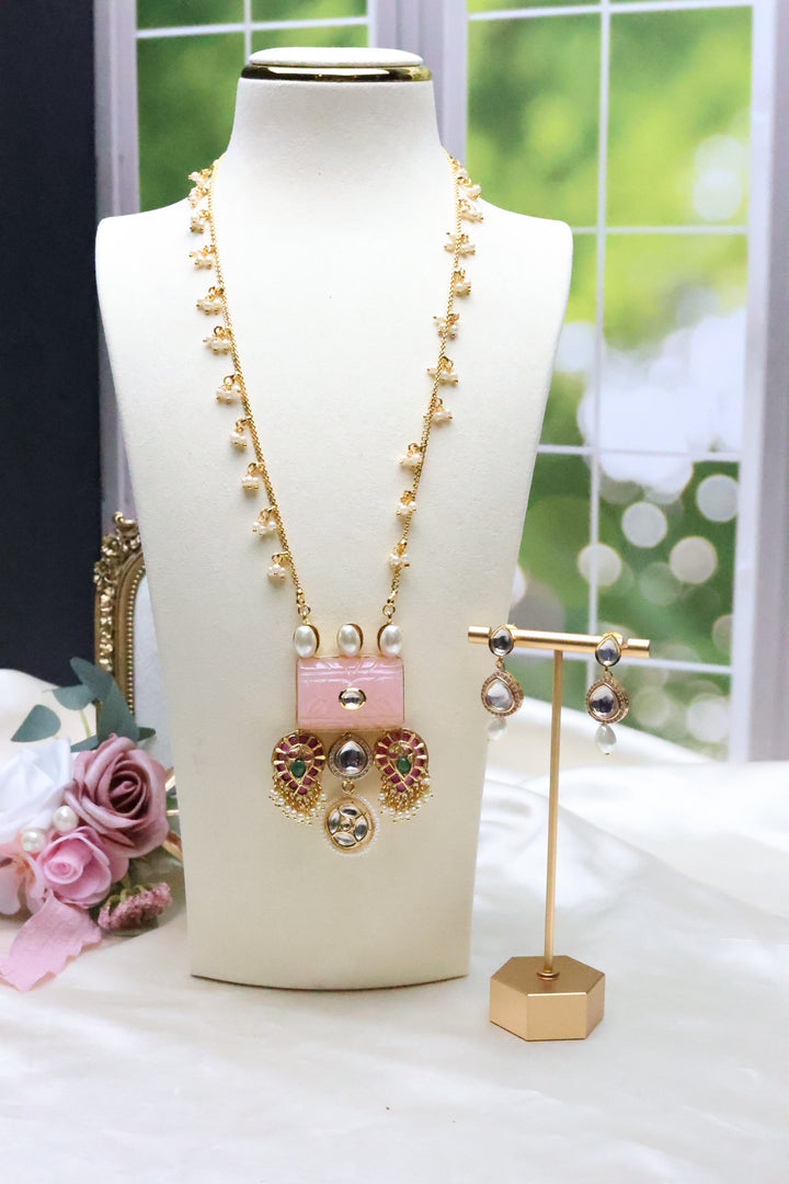 Carved Stone Pearl Chain Necklace [10155]