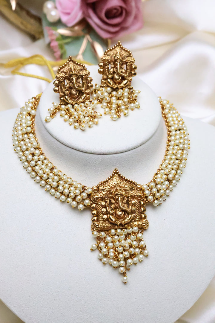 Cluster Pearl Ganesha Necklace [8741]