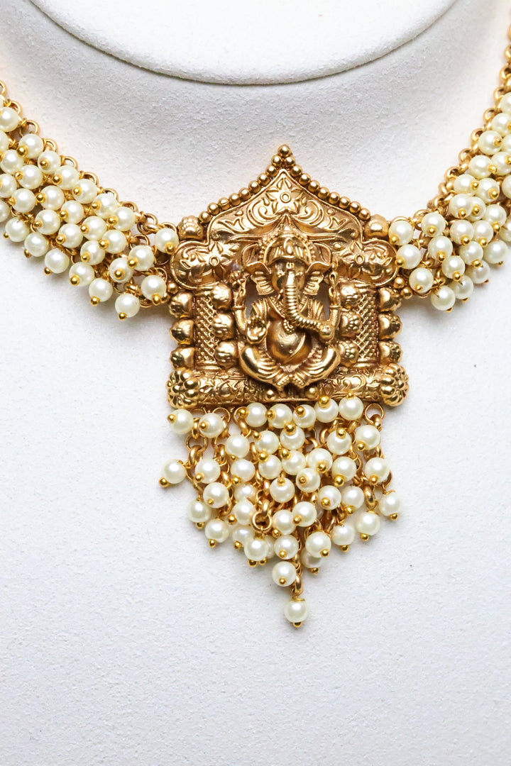 Cluster Pearl Ganesha Necklace [8741]
