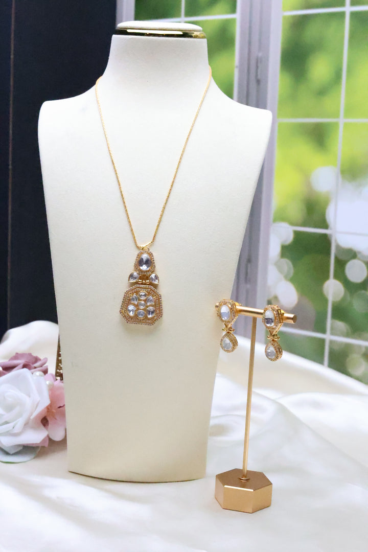 Moissanite Pendant Set [9903]