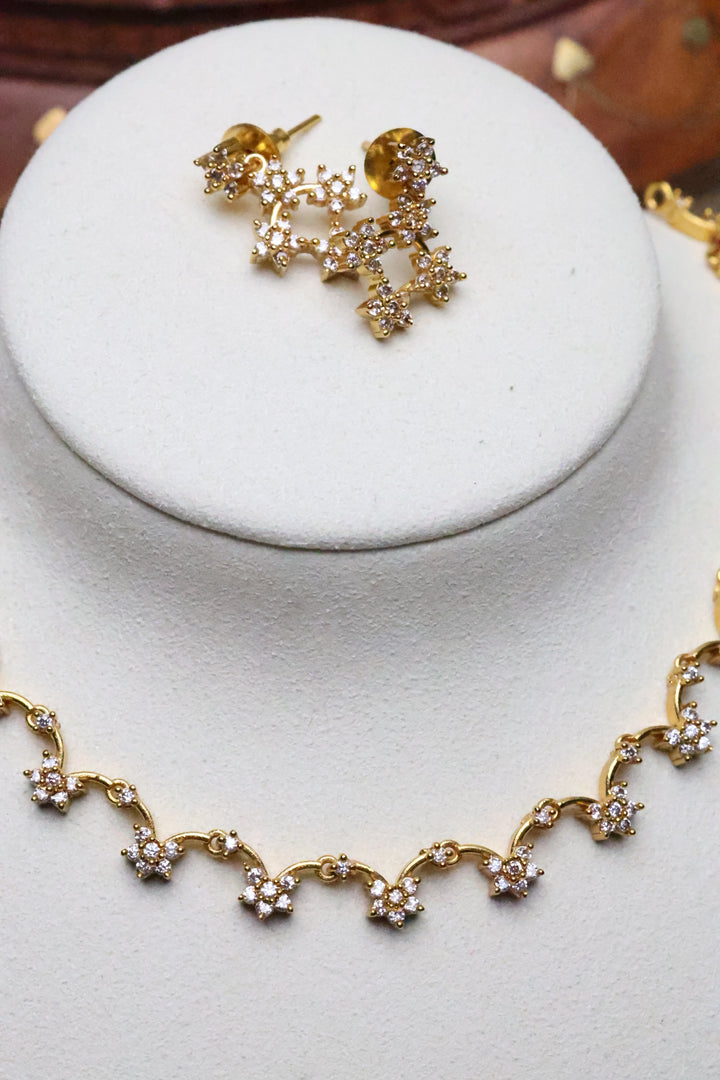 Dainty Floral CZ Necklace Set [12020]