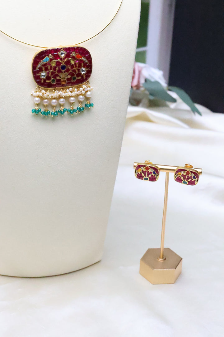 92.5 Silver Jharokha Tales Pendant and Earring Set [12127]