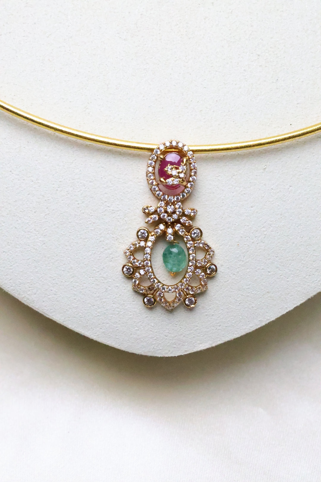 Dainty Pendant Hasli [10663]