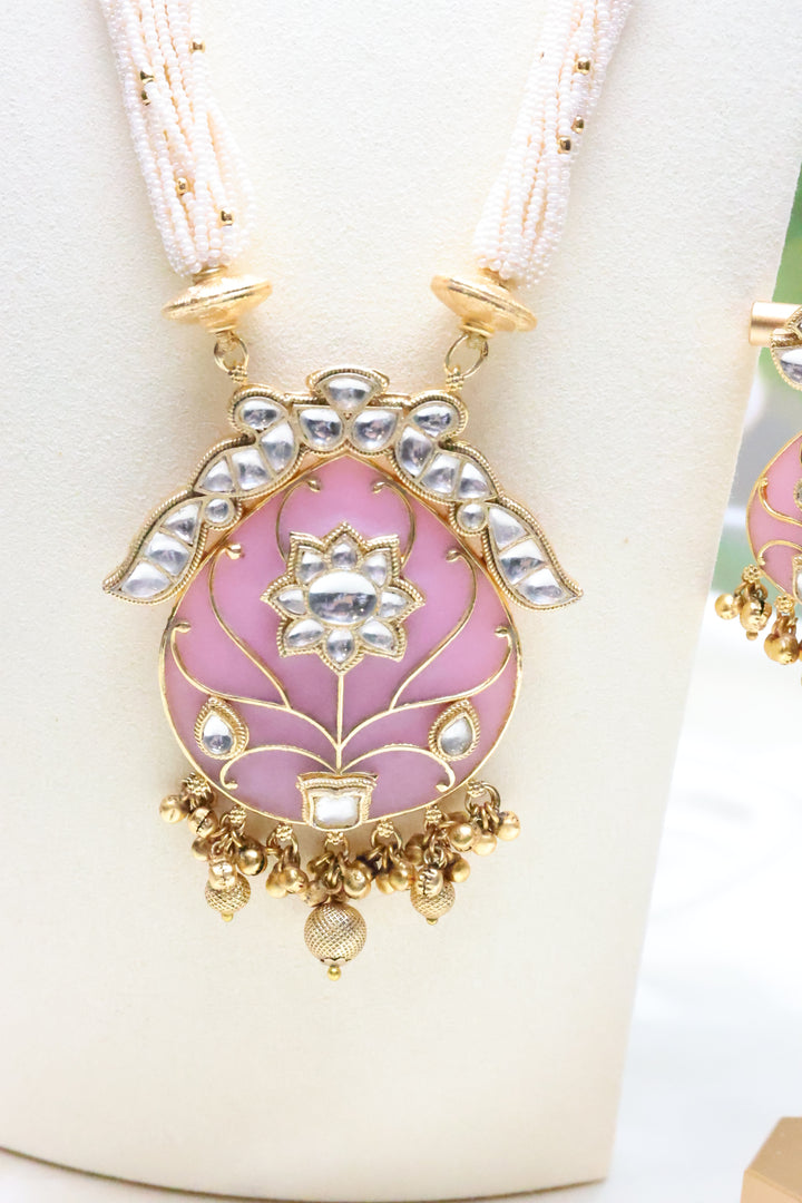 Pearl Mala with Inlay work Pendant [11072]