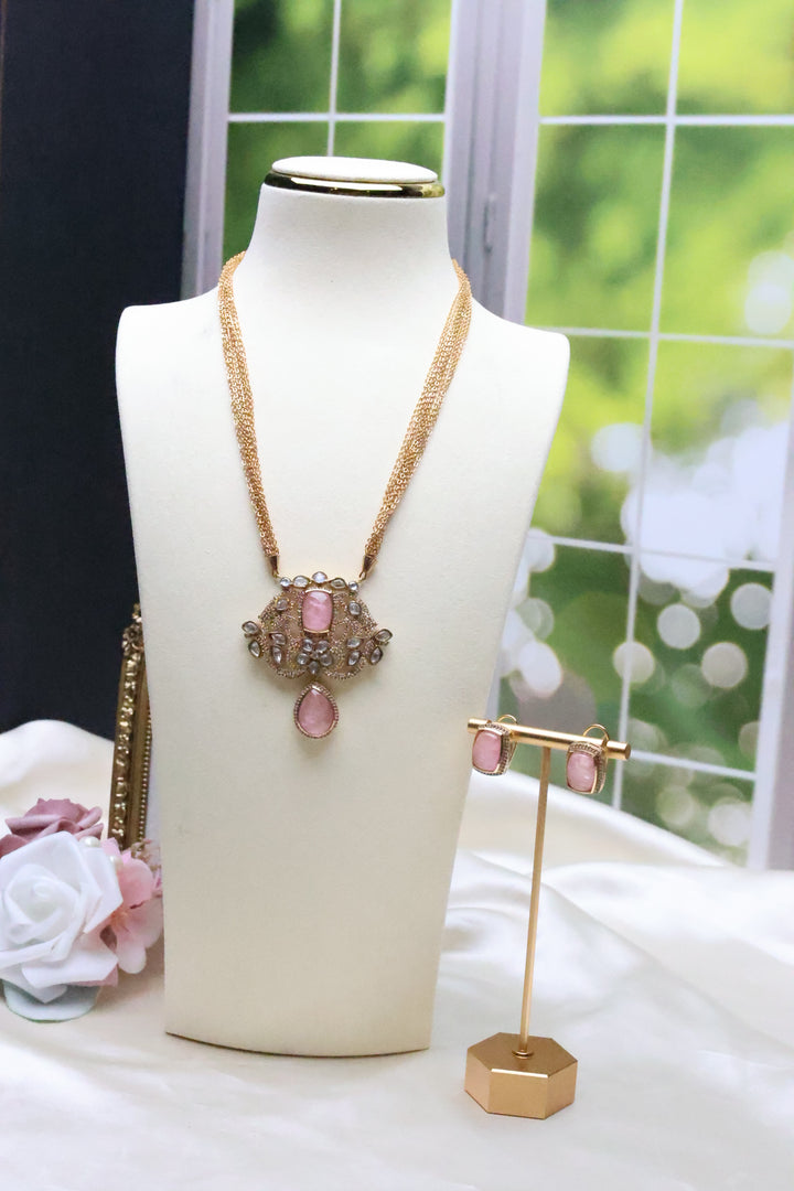 Kundan doublet Pendant set [9886]