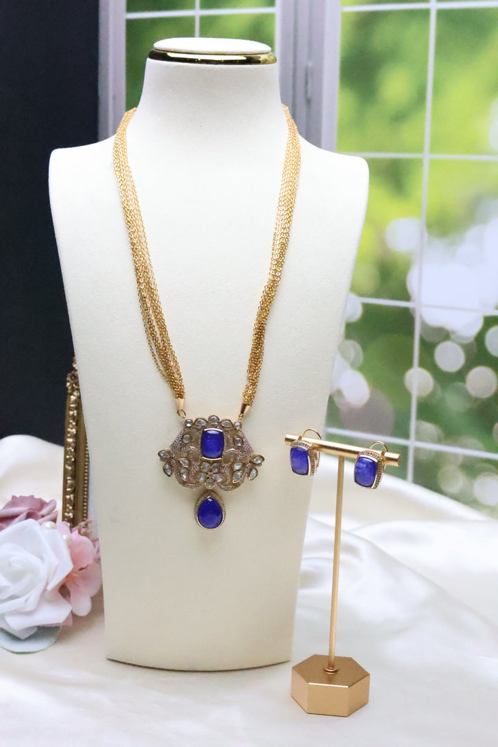 Kundan doublet Pendant set [9886]