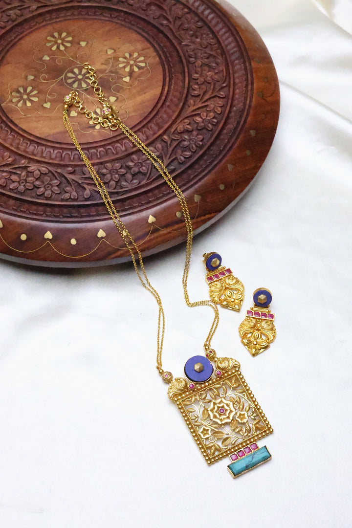 92.5 Silver Temple Pendant set (77 gms)  [12425]