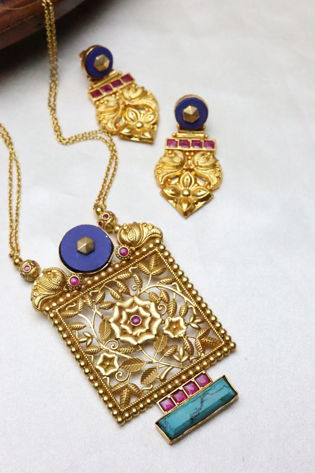 92.5 Silver Temple Pendant set (77 gms)  [12425]