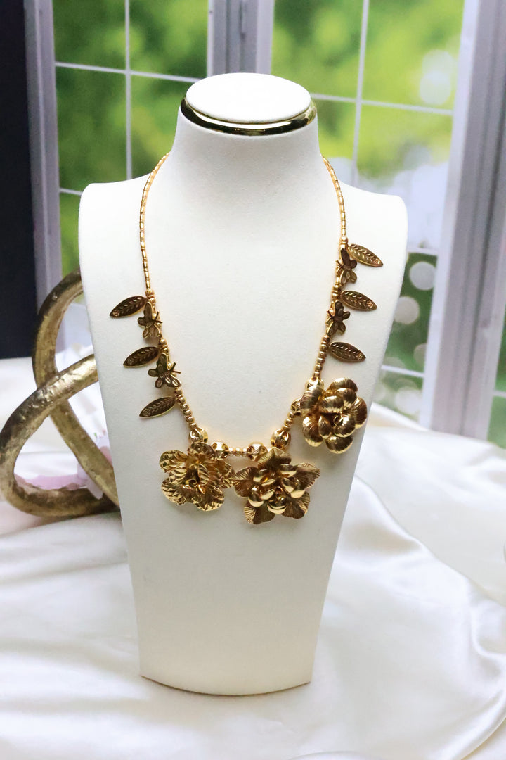 92.5 Silver Gold Flower Necklace (67gms) [11526]