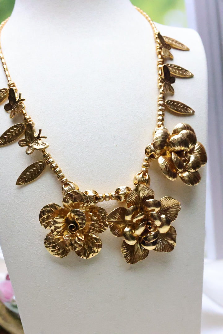 92.5 Silver Gold Flower Necklace (67gms) [11526]