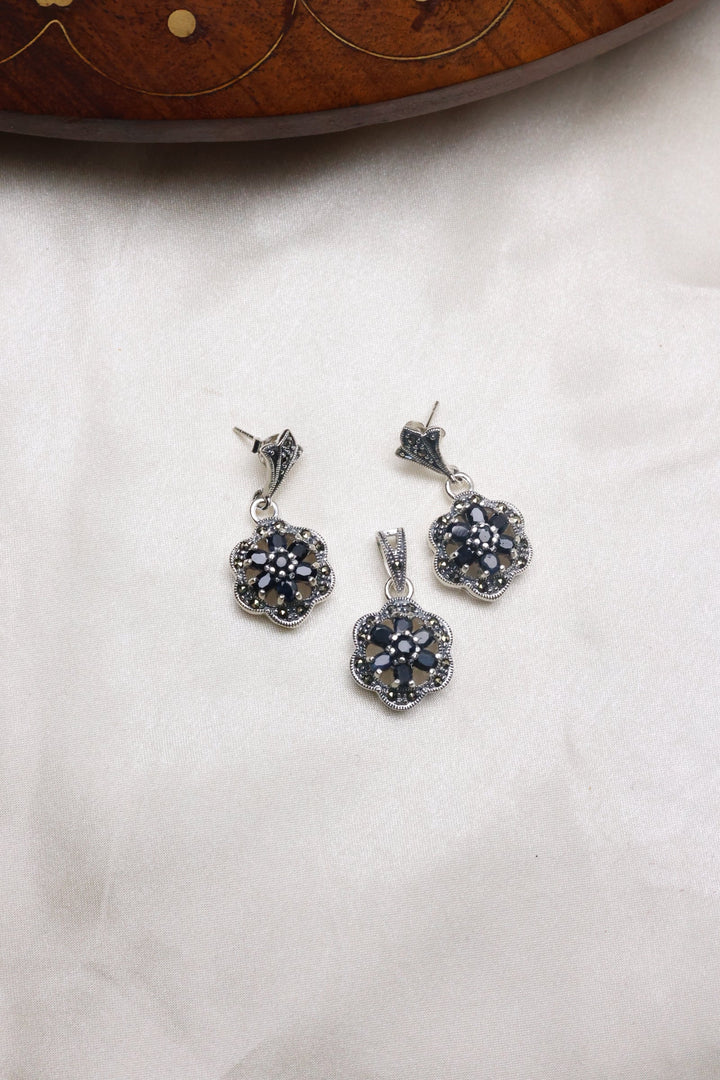 92.5 Silver Marcasite R.E.S Pendant set (20 gms) [10904]