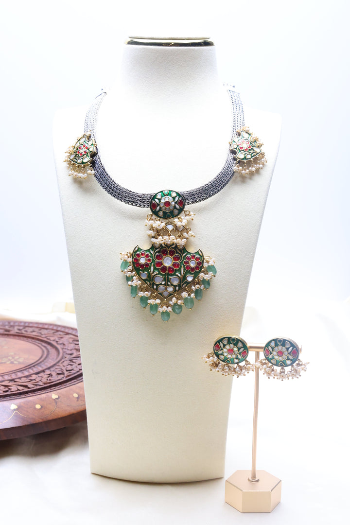 92.5 Silver MOP Necklace (129 gms) [12768]