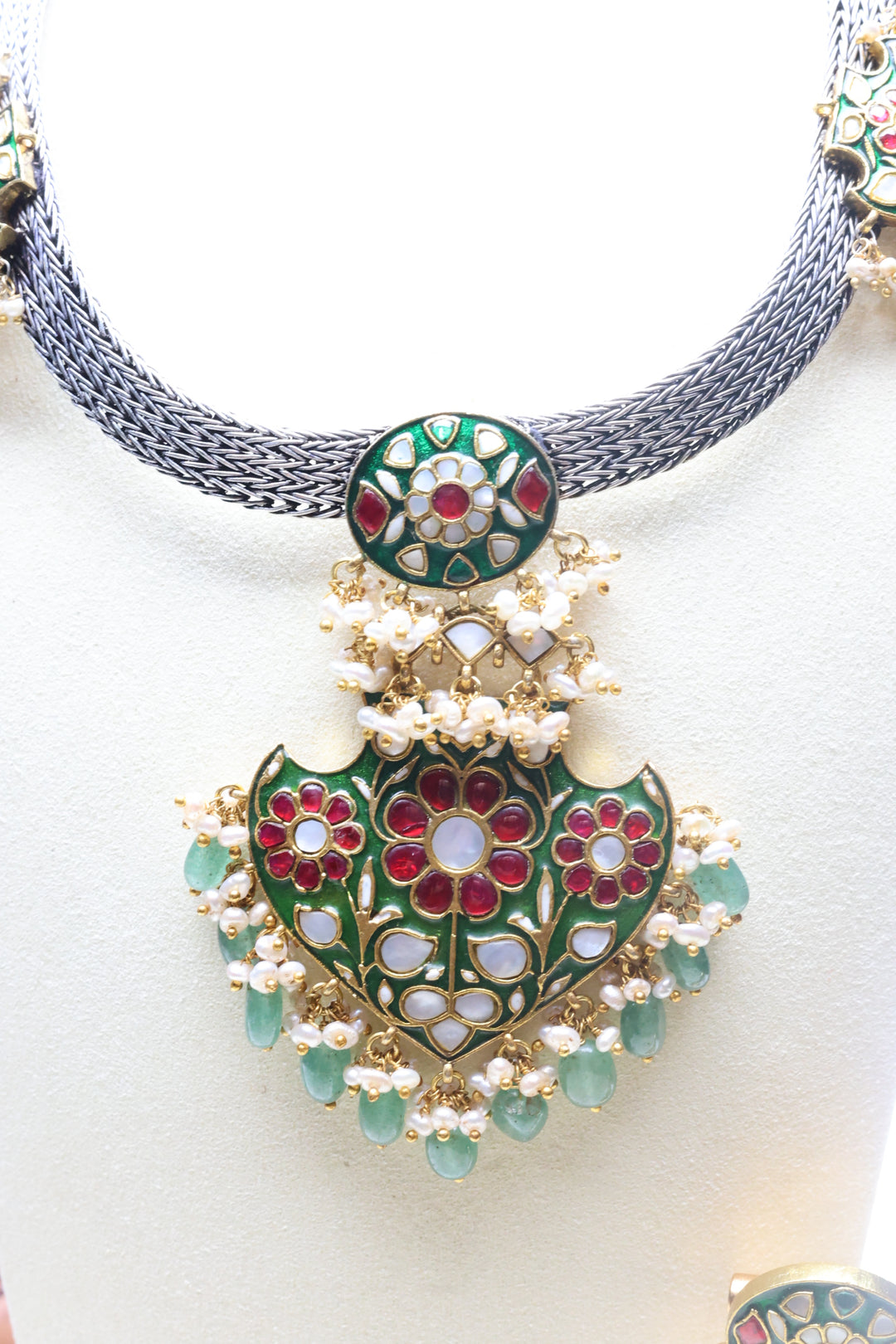 92.5 Silver MOP Necklace (129 gms) [12768]