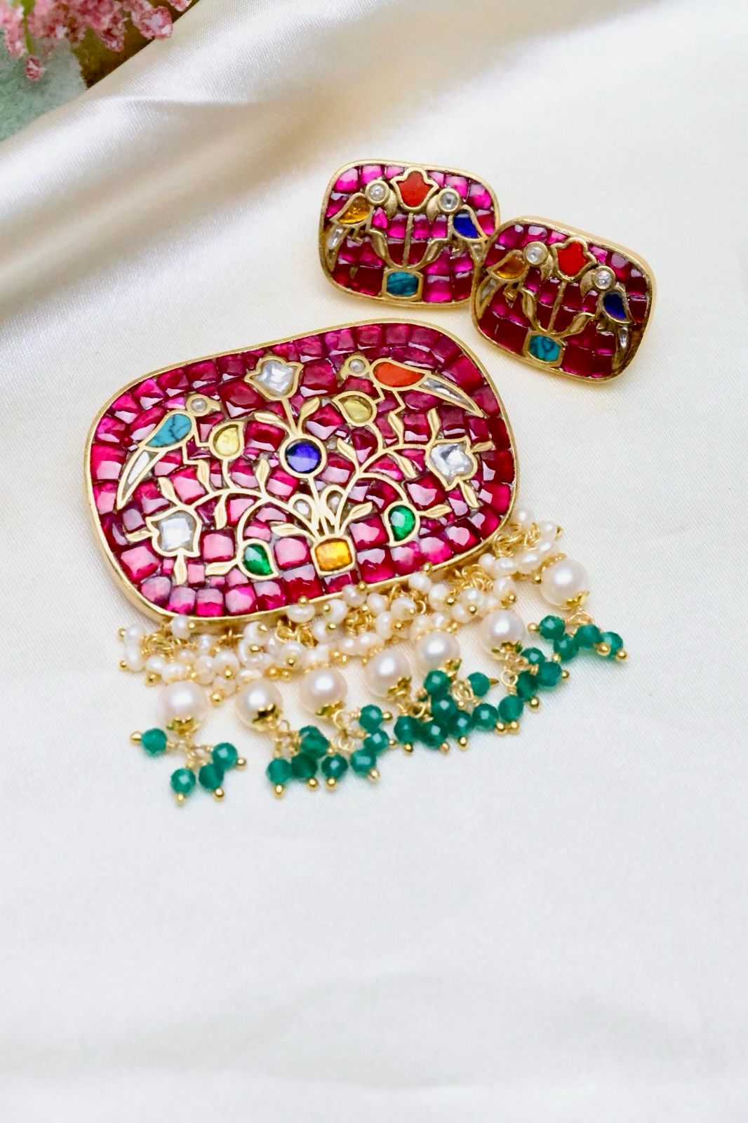 92.5 Silver Jharokha Tales Pendant and Earring Set [12127]