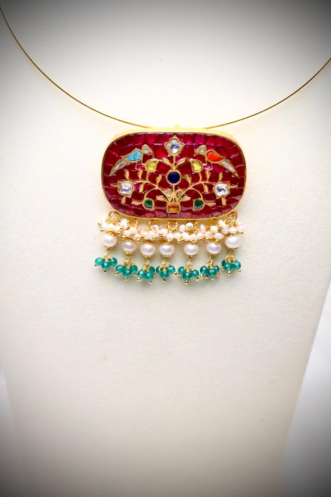 92.5 Silver Jharokha Tales Pendant and Earring Set [12127]