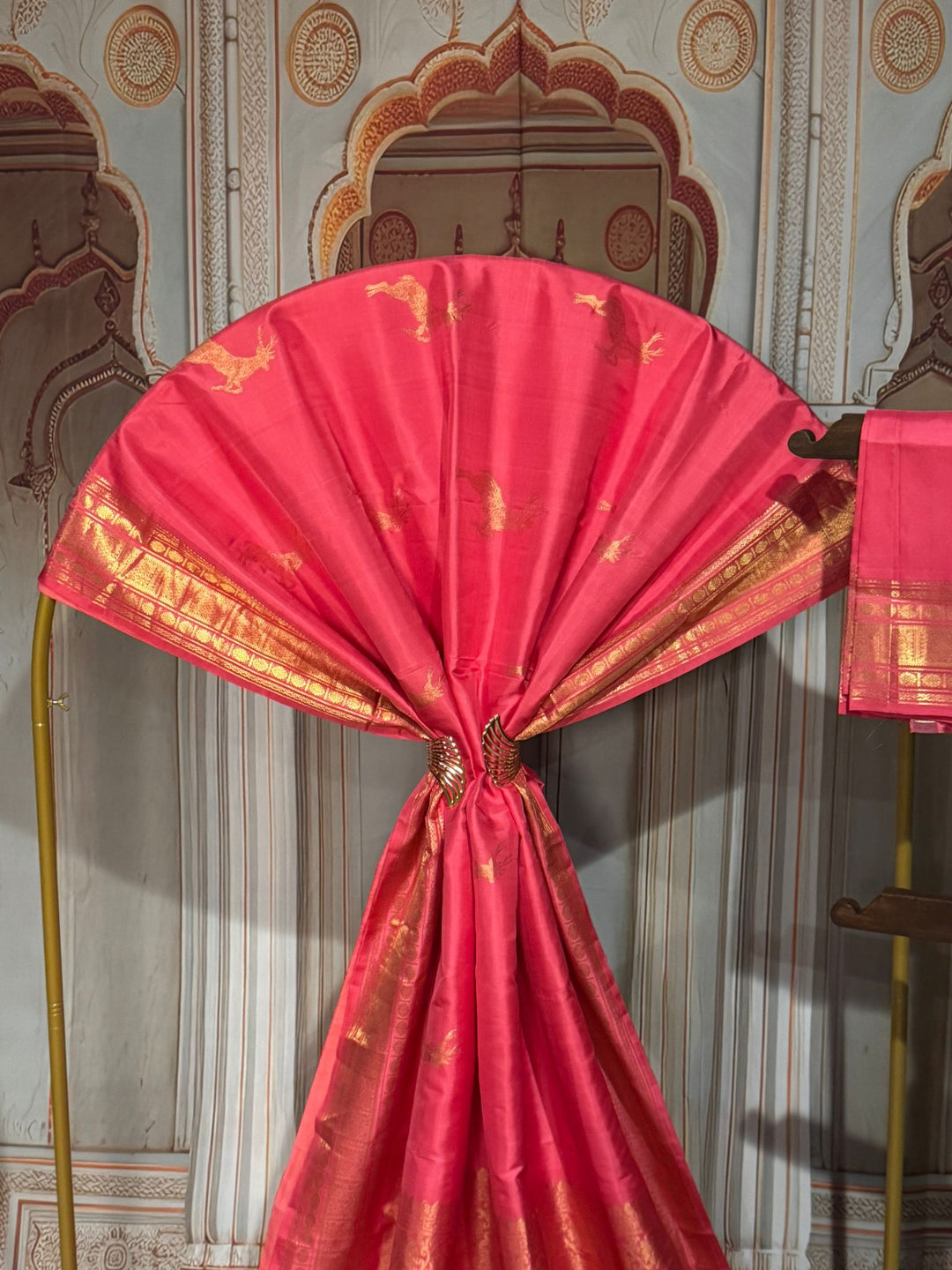 Pure Kanjeevarm: Pink w/ Deer Motif [10996]