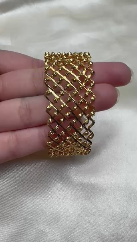 Gold Mesh Statement Bracelet (Single) [12016]